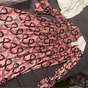 Queen Bee Maternity Pink and Black Long Sleeve Dress